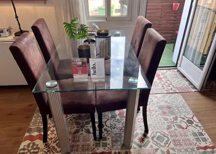 Recien Reformado! Port Forum A 2 Minutos Metro A 10 Minutos Del Mar! 2 Hab Y 1,5 Banos