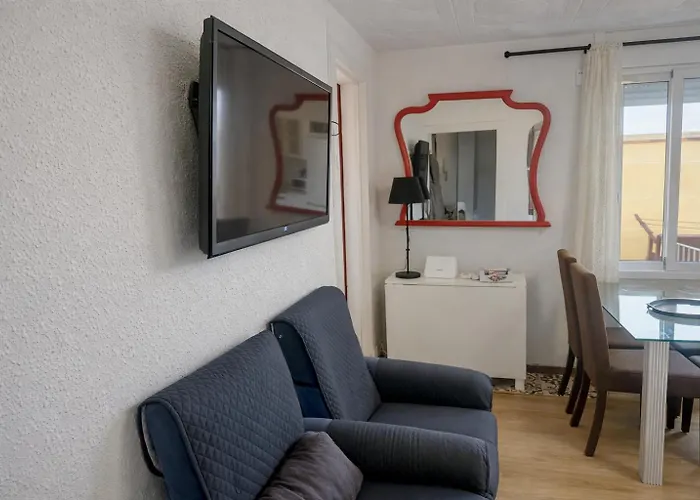Recien Reformado! Port Forum A 2 Minutos Metro A 10 Minutos Del Mar! 2 Hab Y 1,5 Banos Lejlighed