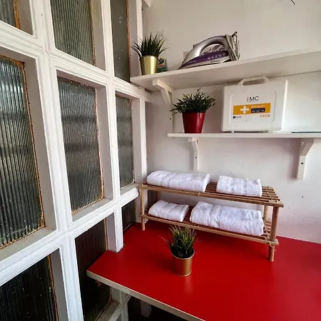 Reformado! A 5 Minutos Metro L4 Besos Mar Y A 10 Minutos Diagonal Mar *